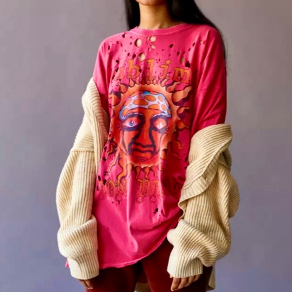 Urban Outfitters Distressed SUBLIME Oversized T shirt Dress * NWT *